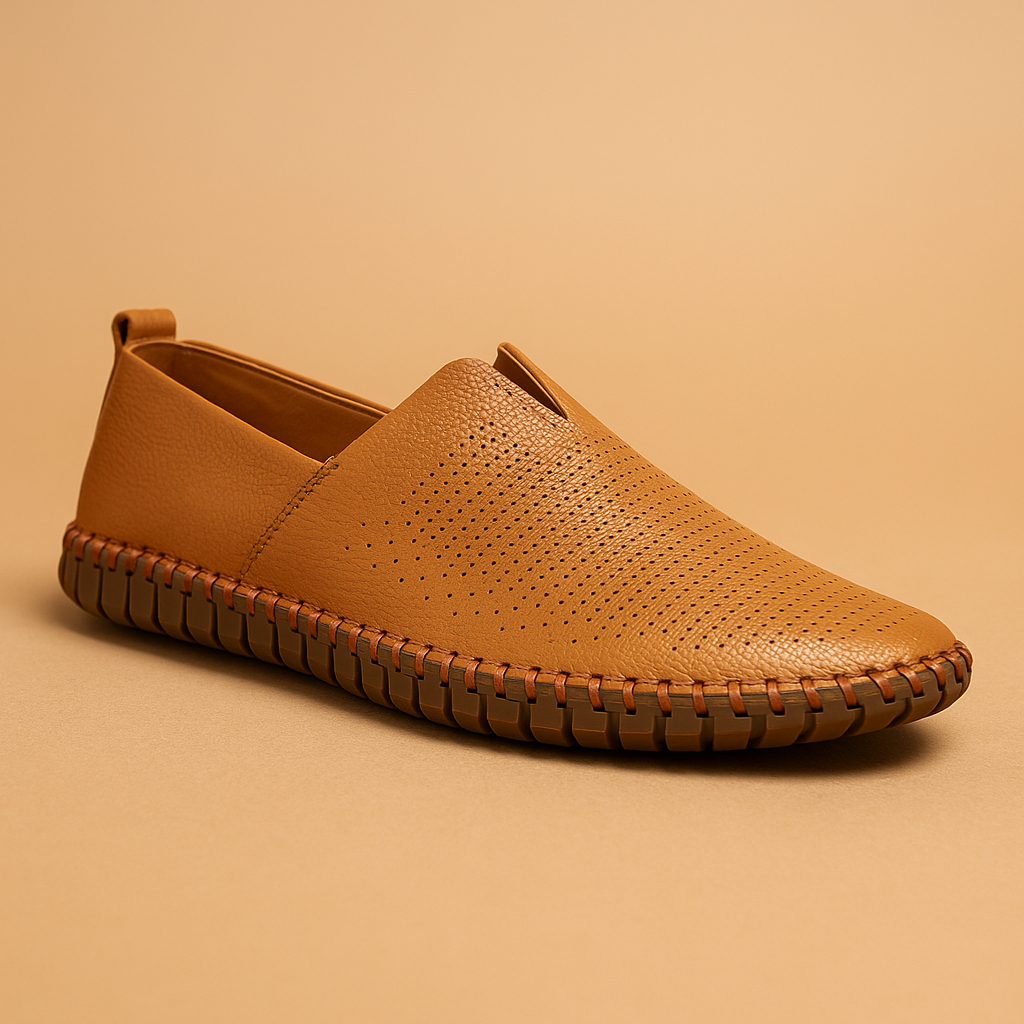 Men's low-top trainers colour options