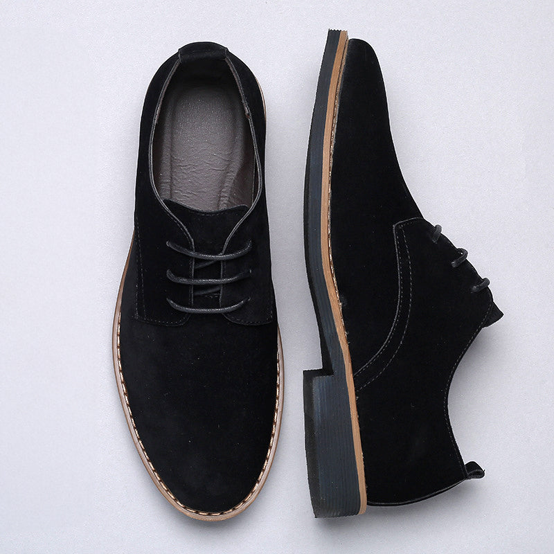 Men's suede-touch Oxford shoe lace-up detail