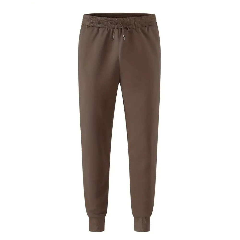 Men's jogger sweatpants styling detail
