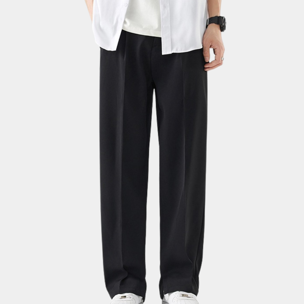 Men's relaxed fit trousers styled with hoodie