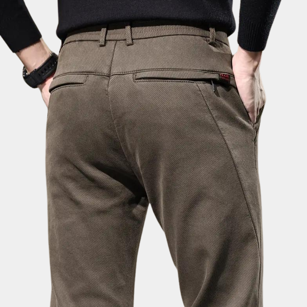 Men's slim fit trousers in brown