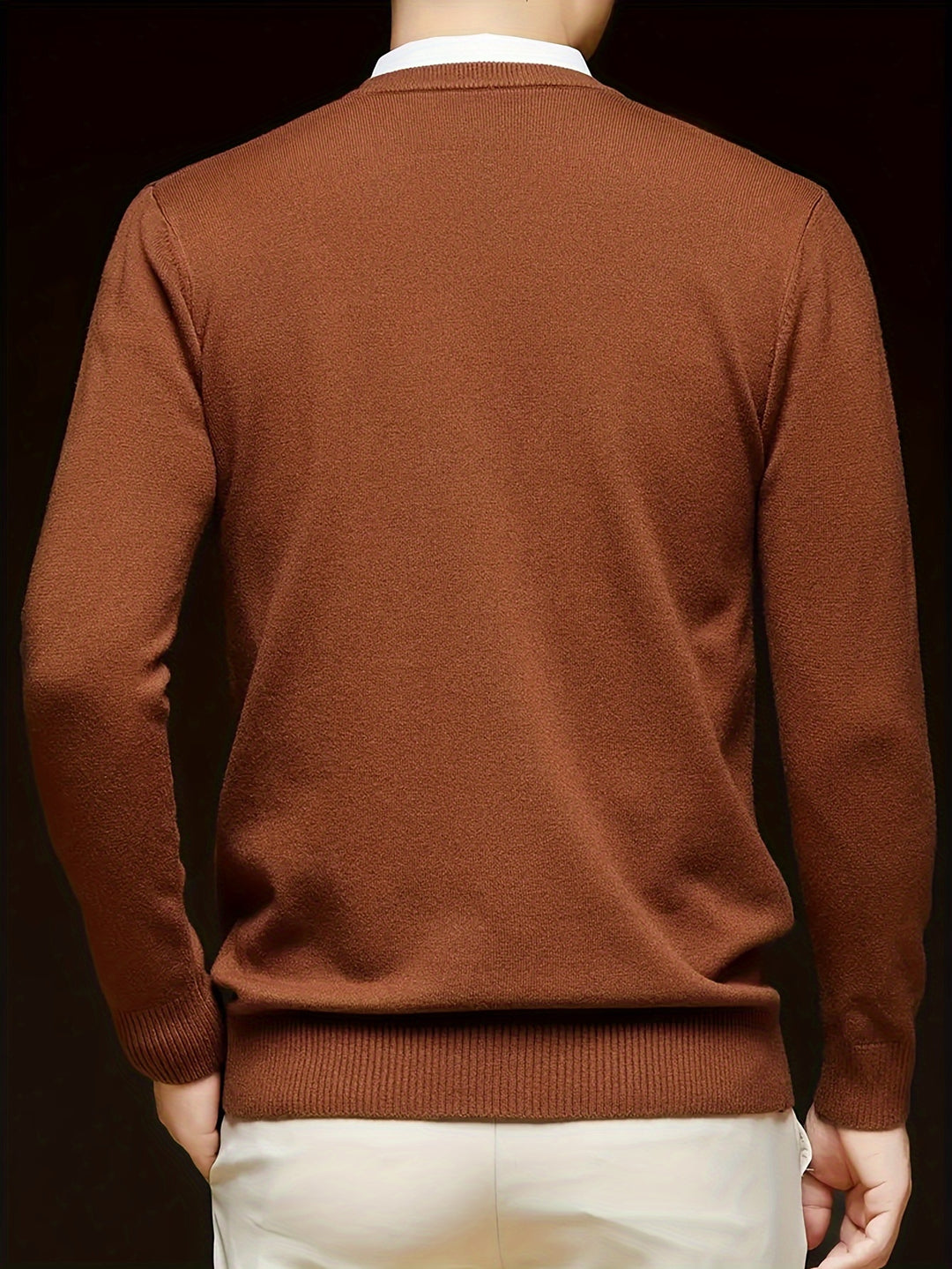 Men's V-neck knit jumper in black colour