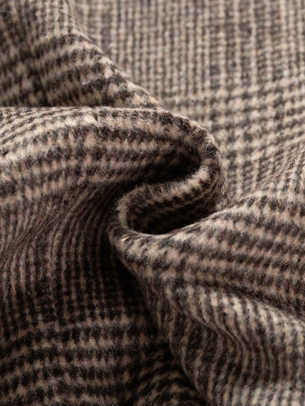Overcoat side seam pocket detail