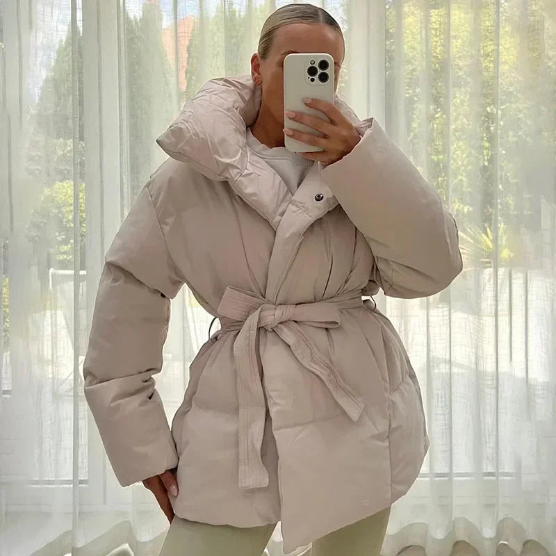 Padded parka coat stand collar detail