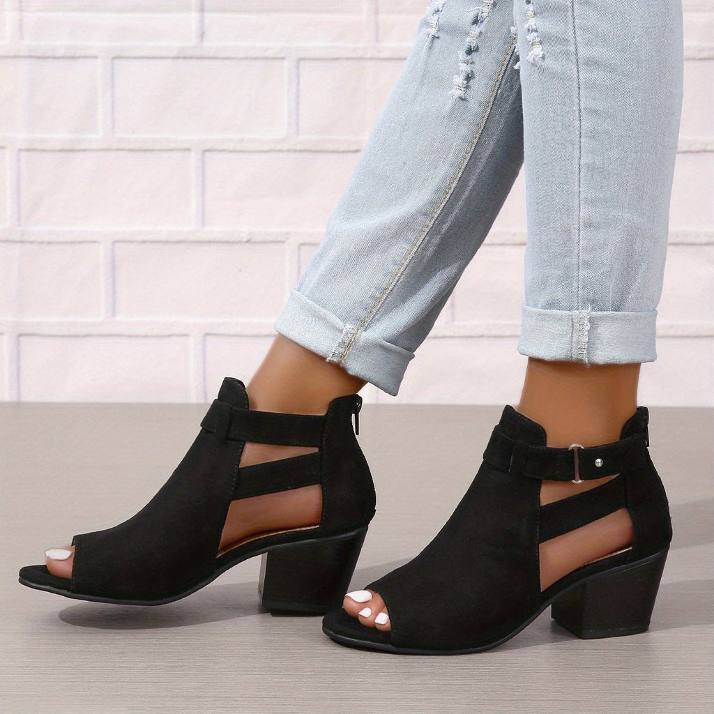 Ankle boots in brown colour