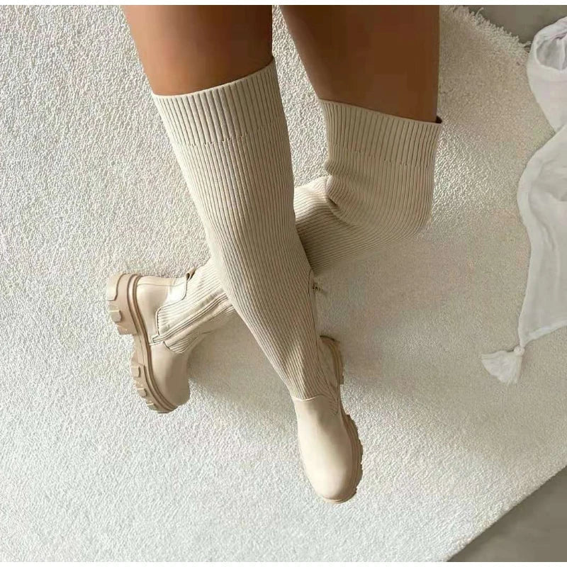 Comfort boots in alternate colour