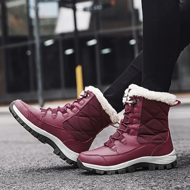 Winter boot showing wide toe box design