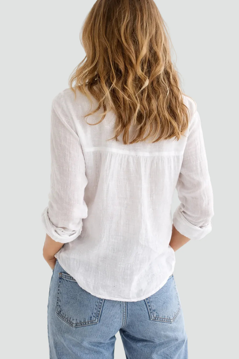 Linen blouse in multiple colours
