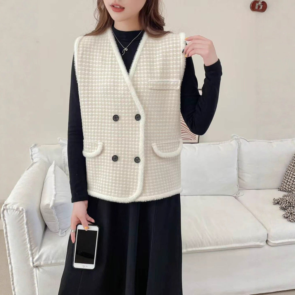 Structured double-breasted waistcoat front view