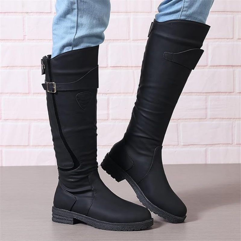 Comfort boot showing wide toe box shape