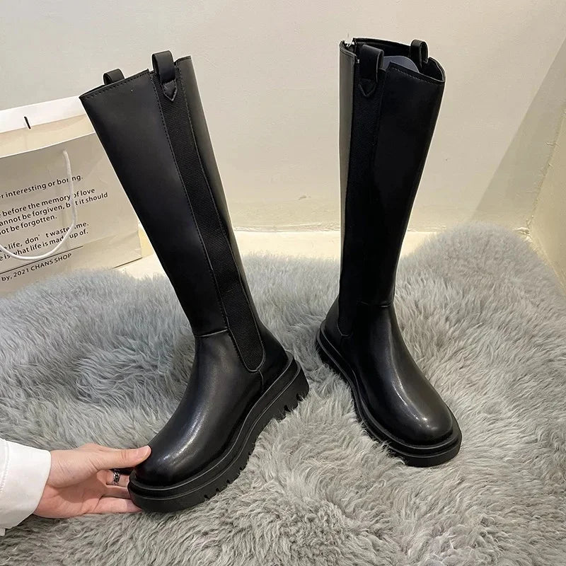 Black comfort boots front view