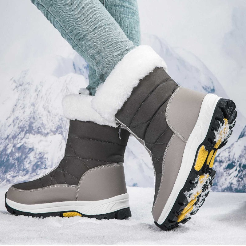 Winter boots side view